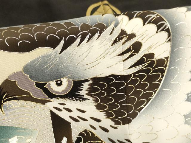 平和屋着物[]七五三　男の子　5歳　羽織・行灯袴・小物セット　鷹　地紙兜文　金銀彩　逸品　AAAY2434ja