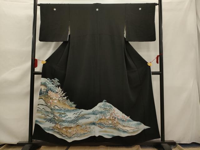 平和屋着物■豪華黒留袖　風景草花文　金彩　正絹　逸品　AAAY4021ru
