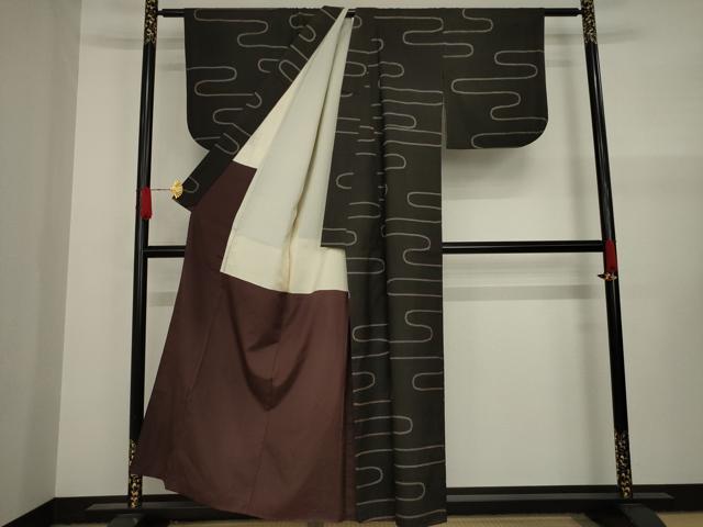 平和屋着物●本場大島紬　一元７マルキ　エ霞文　正絹　逸品　AAAY4687ck