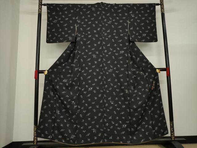 平和屋着物●ファッションデザイナー コシノアヤコ 小紋 枝蕾 黒地 金彩 正絹 逸品 AAAY4728ck