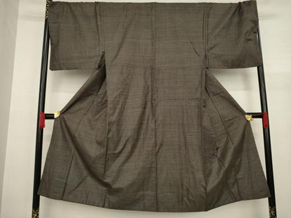 平和屋着物●男性　本場大島紬　100亀甲　総詰め　キングサイズ　正絹　逸品　AAAY4756ck