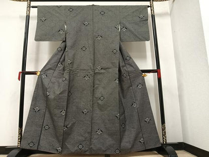 平和屋着物●本場大島紬　一元絣　花菱文　正絹　逸品　AAAY5949ph