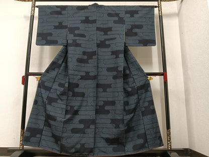 平和屋着物●結城紬　80亀甲　エ霞文　正絹　逸品　未使用　AAAY5977ph