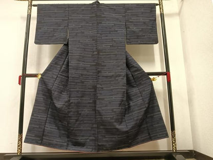 平和屋着物●結城紬 80亀甲 エ霞文 正絹 逸品 未使用 AAAY5990ph