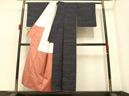 平和屋着物●結城紬 80亀甲 エ霞文 正絹 逸品 未使用 AAAY5990ph