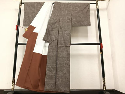 平和屋着物●本場大島紬　カタス9マルキ　舞花文　正絹　逸品　未使用　AAAY6290ph