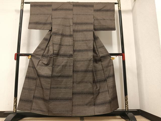平和屋着物●本場大島紬 カタス7マルキ 段違い 正絹 逸品 AAAY6329ph