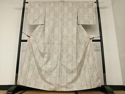 平和屋着物●本場大島紬 白大島 一元絣 幾何学文様 正絹 逸品 AAAY6525zg