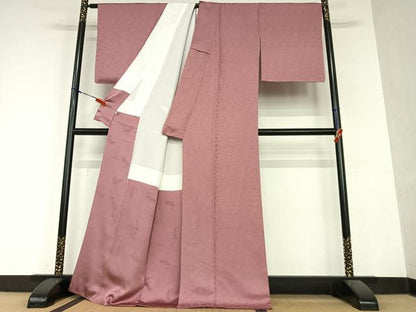 平和屋着物●世界的友禅作家　千地泰弘　色無地　花宝尽くし地紋　浅蘇芳色　正絹　逸品　未使用　AAAY6617zg