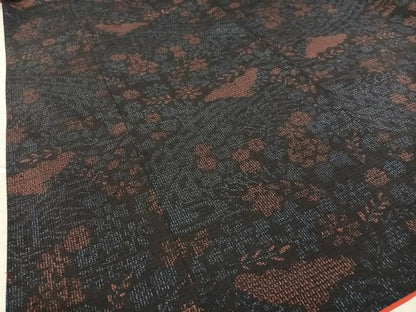 平和屋着物●本場結城紬　重要無形文化財　80亀甲　草花文　正絹　逸品　AAAY6634zg