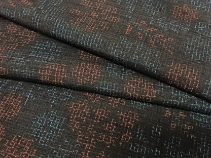 平和屋着物●本場結城紬　重要無形文化財　80亀甲　草花文　正絹　逸品　AAAY6634zg
