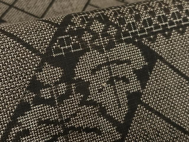 平和屋着物●本場大島紬 泥染め カタス9マルキ 草花文 正絹 逸品 AAAY6637zg