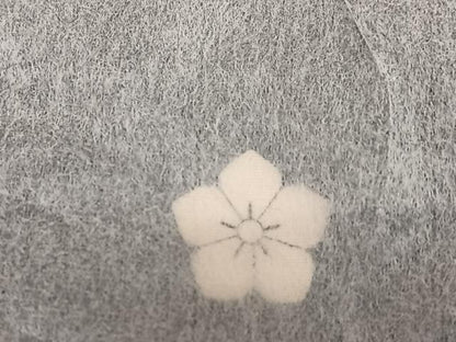 平和屋着物●豪華黒留袖 友禅 作家物 刺繍 孔雀花文 暈し染め 金彩 正絹 逸品 未使用 AAAY6658zg