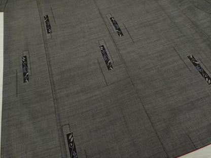平和屋着物●本場大島紬 カタス9マルキ 短冊葡萄唐草文 黒地 正絹 逸品 AAAY7383ck