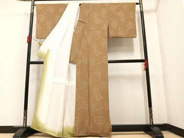 平和屋着物●上質な小紋　舞花文　鬼しぼ縮緬　正絹　逸品　AAAY7908ph