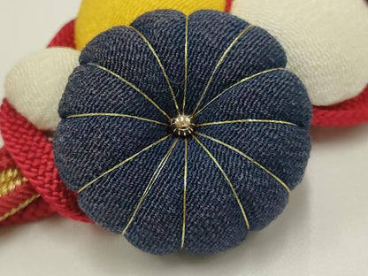平和屋着物●和装小物　振袖用帯締め　装飾　ちりめん細工　金糸　撚り房　逸品　AAAY7987ay