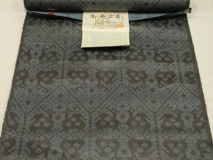 平和屋着物＊夏物　石川県指定無形文化財　能登上布　本麻手織上布　反物　幾何学模様　谷三郎謹製　着尺　逸品　未使用　AAAY8067ay