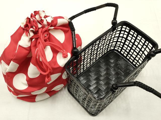 平和屋着物＊夏物 和装小物 籠巾着・下駄セット 浴衣 花柄 水玉 逸品 未使用 AAAY8176ay