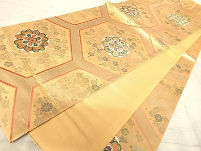 平和屋着物◎六通柄袋帯　唐織　亀甲花文　金糸　正絹　逸品　AAAY8546yx