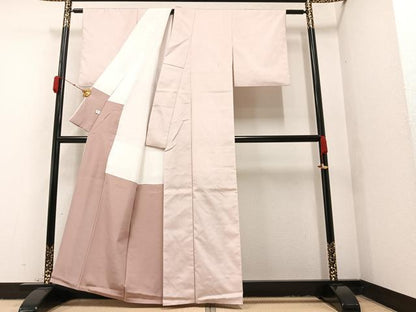 平和屋着物●結城紬　色無地　灰桜色　鈴乃屋扱い　正絹　逸品　AAAY8640ph