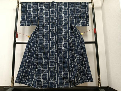 平和屋着物●上質な紬　松竹梅　正絹　逸品　AAAY8675ph