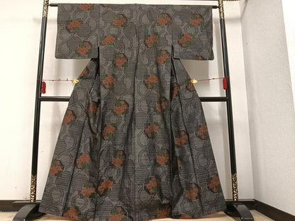 平和屋着物●本場大島紬　草花亀甲文　正絹　逸品　AAAY8961ph