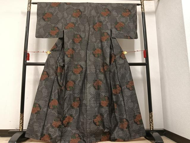 平和屋着物●本場大島紬　草花亀甲文　正絹　逸品　AAAY8961ph