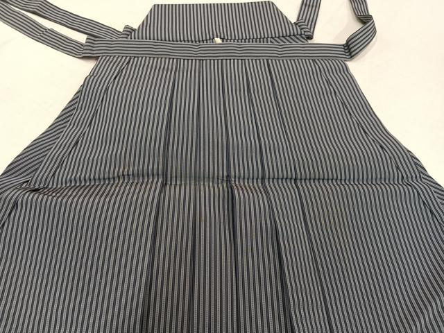 平和屋着物●男性　人間国宝　甲田綏郎　精好仙台平　馬乗り袴　縞　正絹　逸品　AAAY8989ph