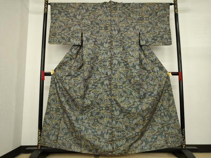 平和屋着物●本場大島紬　一元絣　樹林風景文　黒地　正絹　逸品　AAAY9059ck
