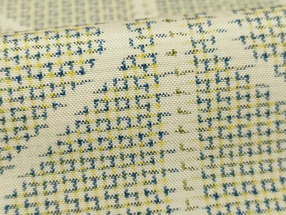 平和屋着物●本場大島紬　白大島　亀甲文　正絹　逸品　AAAY9068ck