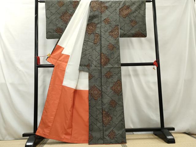 平和屋着物■上質な紬　正倉院花文　黒地　正絹　逸品　AAAY9316cs