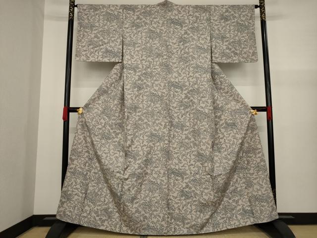 平和屋着物●石川県指定無形文化財 牛首紬 白山工房 手織り 花唐草文 正絹 逸品 未使用 AAAY9763ck