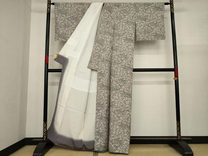 平和屋着物●石川県指定無形文化財 牛首紬 白山工房 手織り 花唐草文 正絹 逸品 未使用 AAAY9763ck