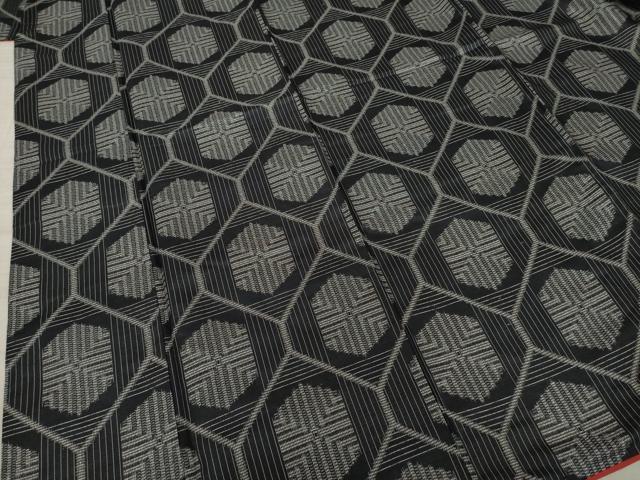 平和屋着物●上質な紬 亀甲文 黒地 正絹 逸品 AAAY9793ck