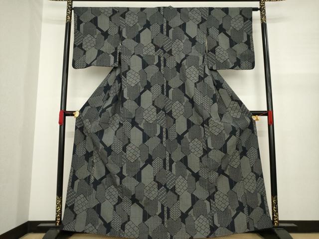 平和屋着物●本塩沢 亀甲文 正絹 逸品 AAAY9810ck