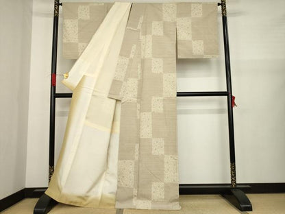 平和屋着物●上質な紬　色紙楓文　正絹　逸品　未使用　AAAY9841ck