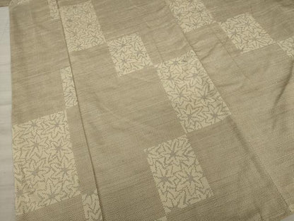 平和屋着物●上質な紬　色紙楓文　正絹　逸品　未使用　AAAY9841ck