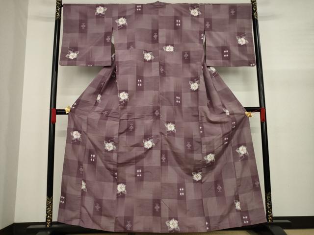 平和屋着物●上質な紬　舞花文　正絹　逸品　AAAY9853ck