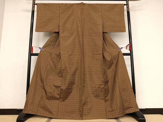 平和屋着物●上質な紬　格子　健勝苑扱い　正絹　逸品　AAAY9896np