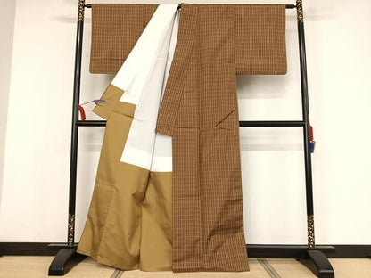 平和屋着物●上質な紬　格子　健勝苑扱い　正絹　逸品　AAAY9896np