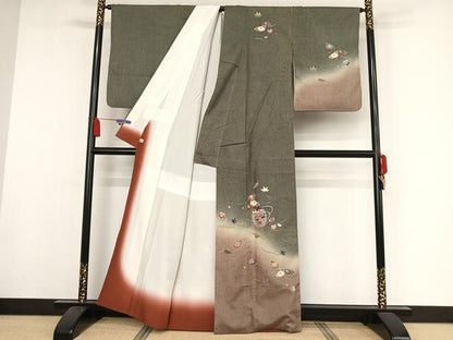 平和屋着物●訪問着　作家物　紬地　流水に花篭　柳煤竹色地　暈し染め　金彩　正絹　逸品　AAAY9927np