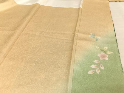 平和屋着物●訪問着　絞り　霞草花文　暈し染め　金彩　正絹　逸品　AAAY9935np