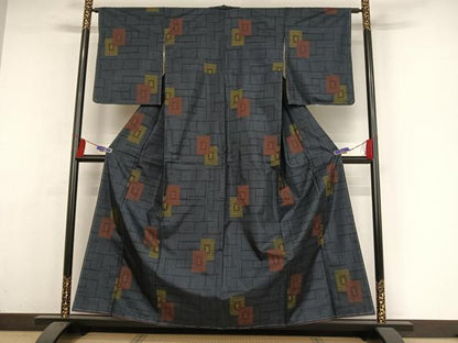 平和屋着物●本場大島紬 一元7マルキ 色紙文 正絹 逸品 未使用 AAAY9970np