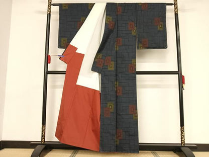 平和屋着物●本場大島紬 一元7マルキ 色紙文 正絹 逸品 未使用 AAAY9970np