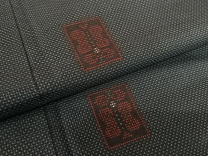 平和屋着物●本場大島紬　カタス7マルキ　色紙舞蝶文　正絹　逸品　AAAZ0009zg