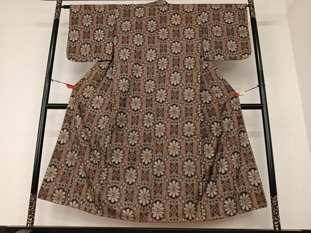 平和屋着物●本場大島紬　アンティーク大島　舞花間道　正絹　逸品　AAAZ0046zg