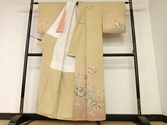 平和屋着物●十日町 名門 滝泰謹製 訪問着 手描き 絞り 刺繍 宝尽くし花蝶文 暈し染め 金彩 正絹 逸品 AAAZ0251zg
