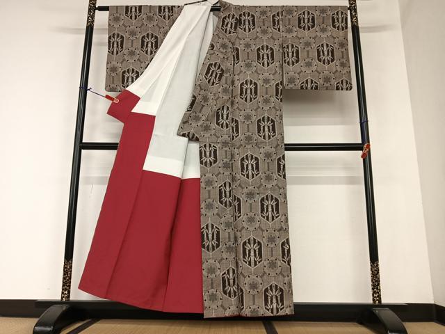 平和屋着物●本場大島紬　割り込み絣　雪輪笹竹文　正絹　逸品　AAAZ0314zg