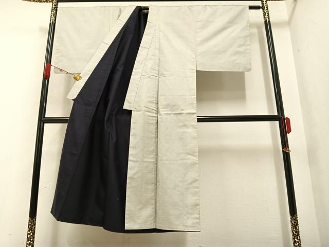 平和屋着物●男性　本場大島紬　白大島　100亀甲　総詰め　正絹　逸品　未使用　AAAZ0559ph