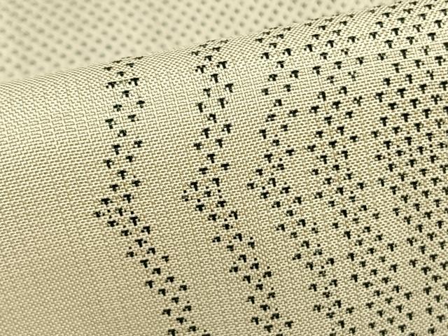 平和屋着物▽本場大島紬　白大島　単衣　9マルキ　幾何学文様　正絹　逸品　AAAZ1436fy